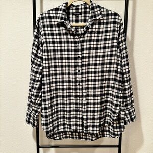 Madewell Plaid Oversized Button down with Buttons on Side